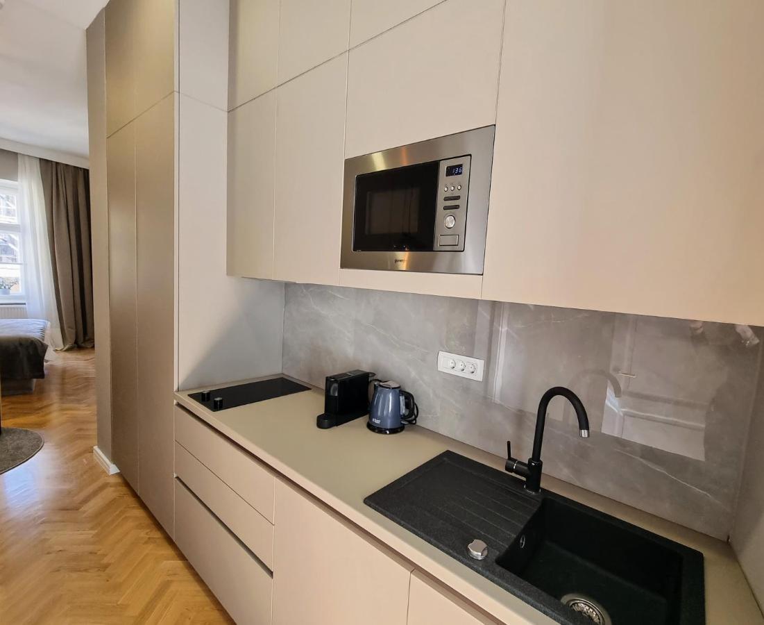 Mint Boutique Studio Apartments 3 자그레브 외부 사진