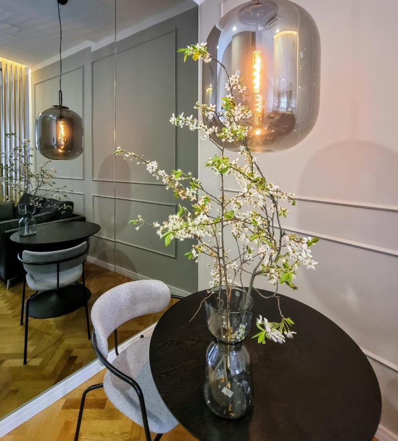 Mint Boutique Studio Apartments 3 자그레브 외부 사진